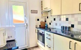 Chalet 95, Kingsdown Park